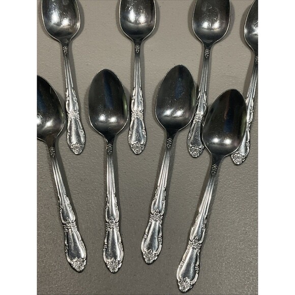 W.M.A. Rogers Oneida Ltd Teaspoon Set Of 8 - Picture 3 of 5